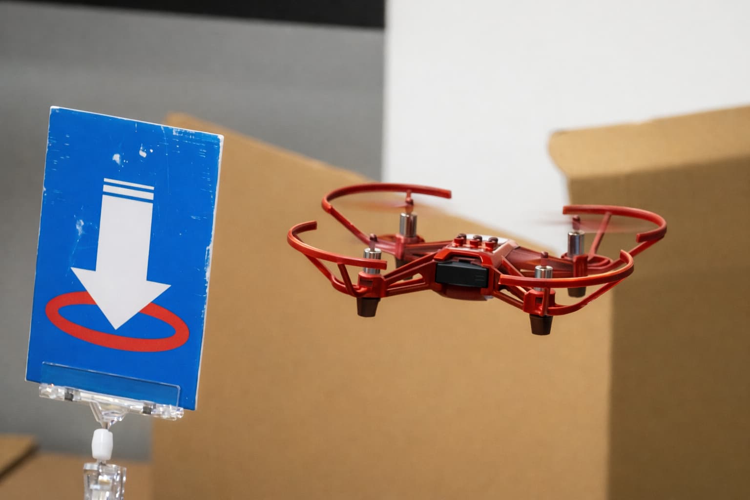 Erfolgreicher Workshop beim Nürnberg Digital Festival: Autonome KI-Drohnen programmieren